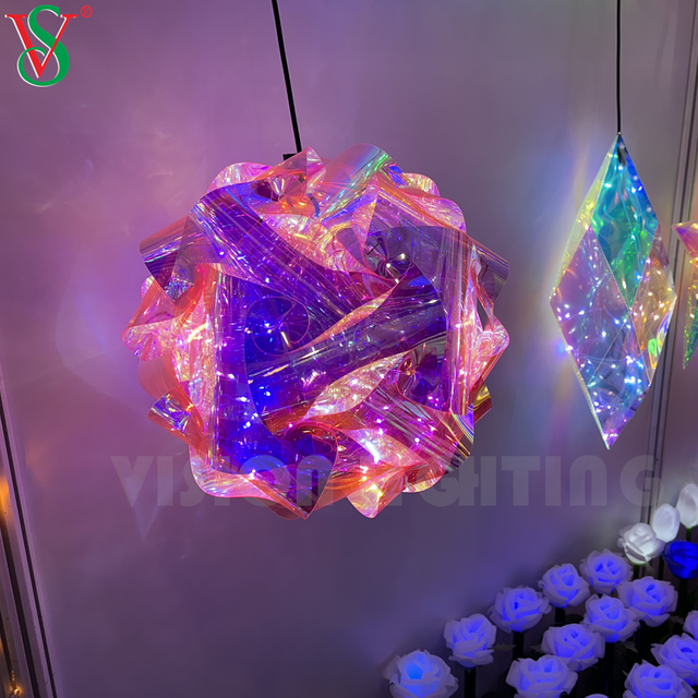 Glänzende Feen-Anhänger-LED-Sternlichter aus PVC für hängende Dekoration im Freien