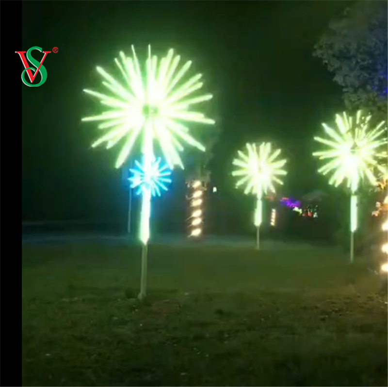 RGB-Vollfarb-LED-Feuerwerksbaumlichter für die Weihnachtsdekoration im Freien