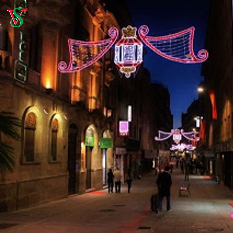 Vorbeleuchtete, große 2D-Straßenmotivleuchte für den Außenbereich zur gewerblichen Straßendekoration